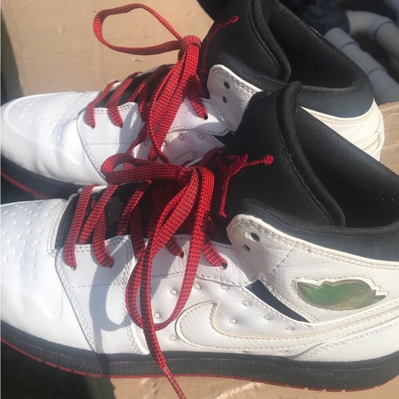 Retro ‘97 ‘He Got Game’ Jordan’s - Picture 5 of 6